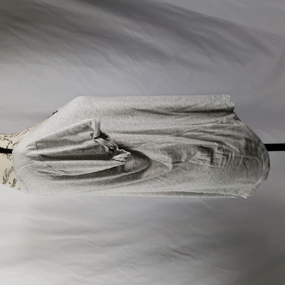 {Cupio} Large Grey Scoop neck going out top - Picture 4 of 6